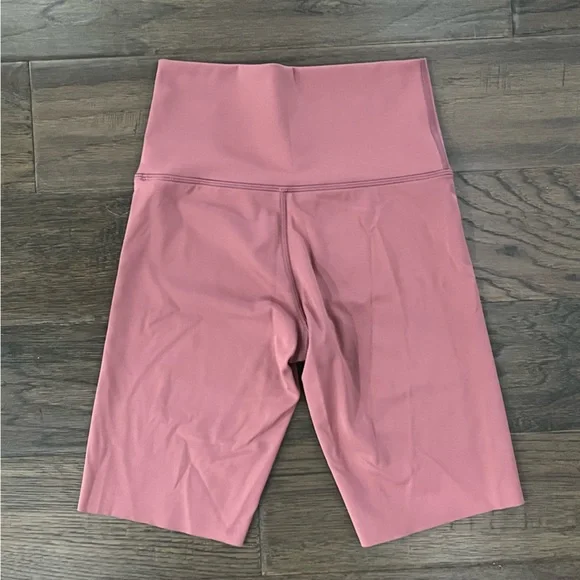 Offline by Aerie Hi-Rise Bike Shorts - Picture 2 of 7